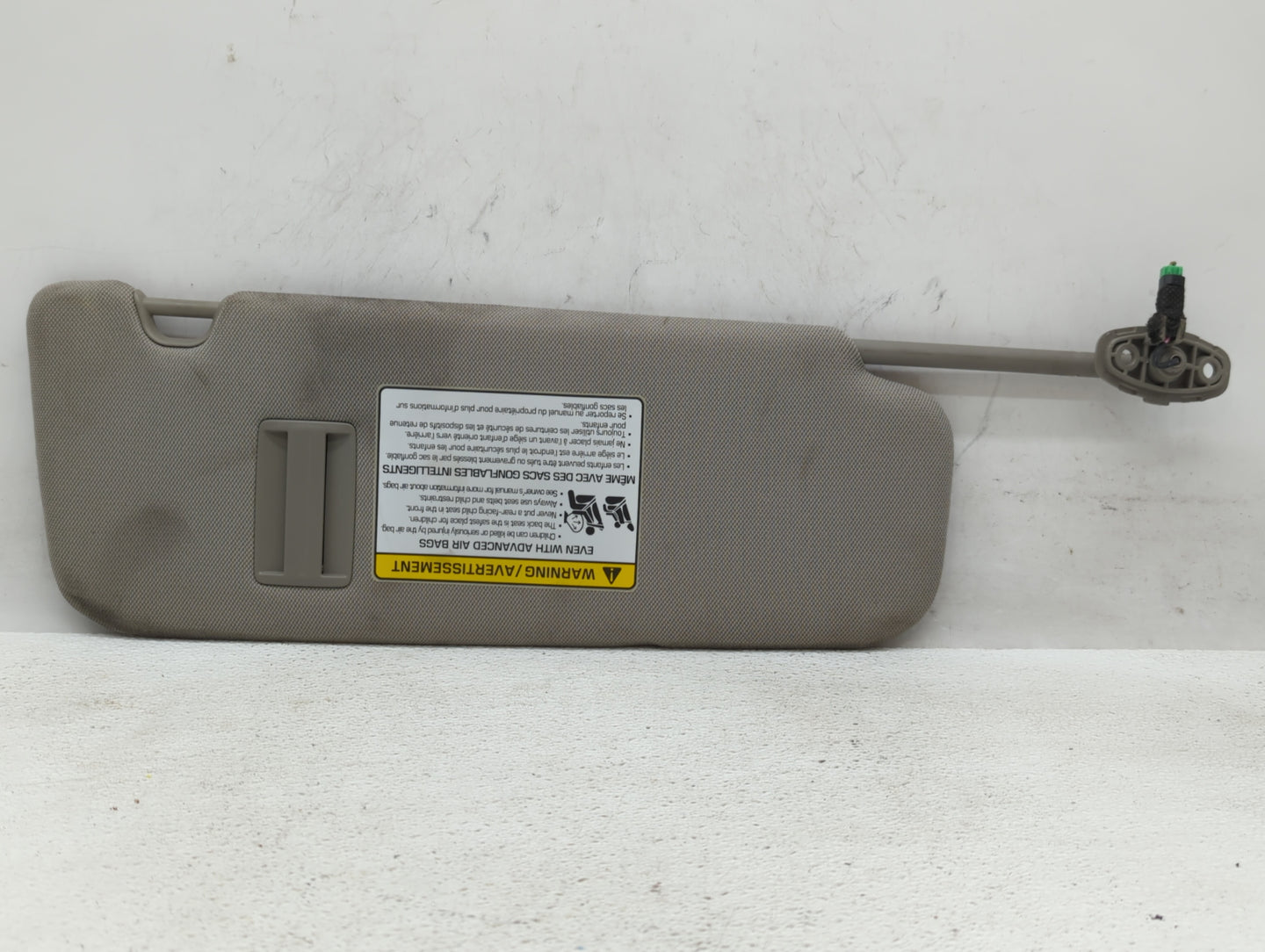 2015-2020 Kia Sedona Sun Visor Shade Replacement Driver Left Mirror Fits Fits 2015 2016 2017 2018 2019 2020 OEM Used Auto Pa
