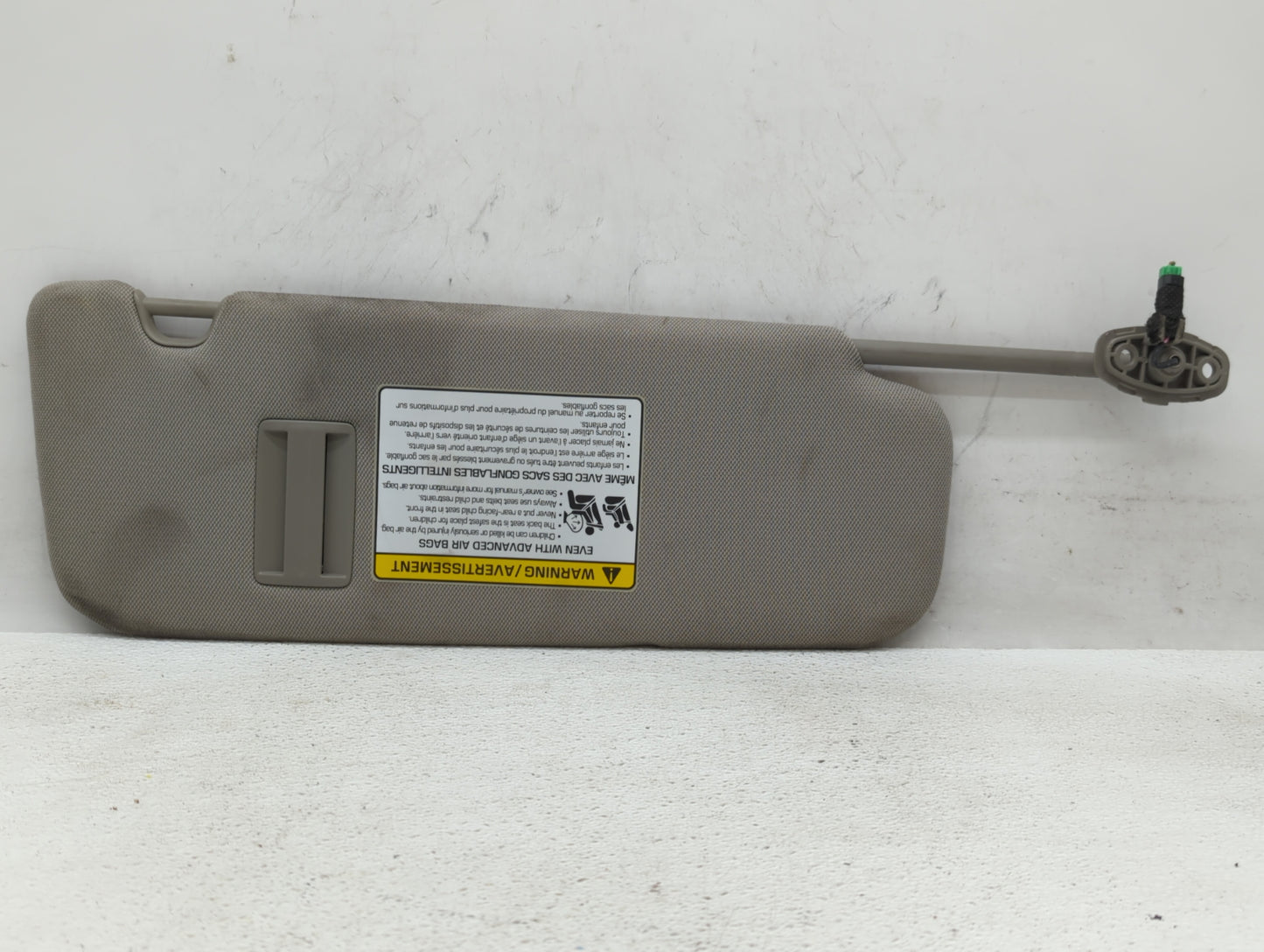 2015-2020 Kia Sedona Sun Visor Shade Replacement Driver Left Mirror Fits Fits 2015 2016 2017 2018 2019 2020 OEM Used Auto Pa