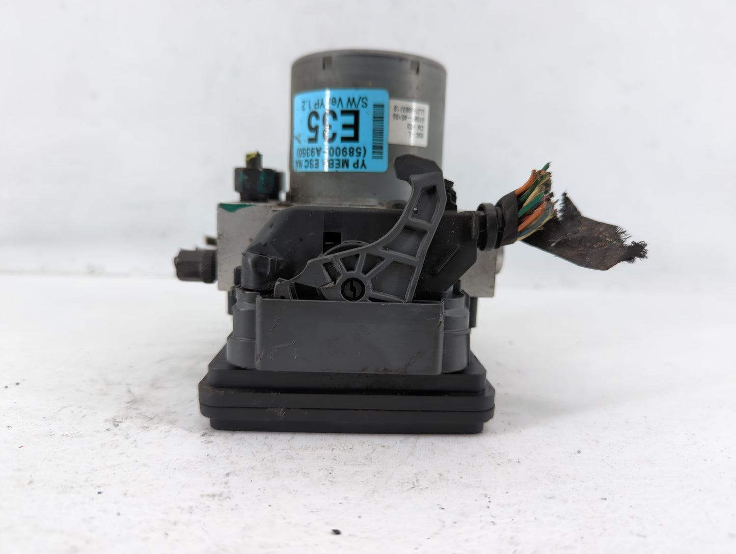 2015-2018 Kia Sedona ABS Pump Control Module Replacement P/N:58920-AS850 Fits Fits 2015 2016 2017 2018 OEM Used Auto Parts -