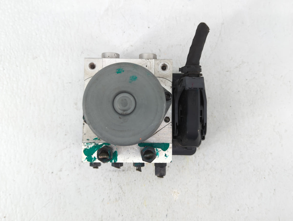 2015-2018 Kia Sedona Anti-Lock Brake ABS Pump Module Actuator OEM P/N:A9589-20520 Fits Fits 2015 2016 2017 2018 OEM Used Aut