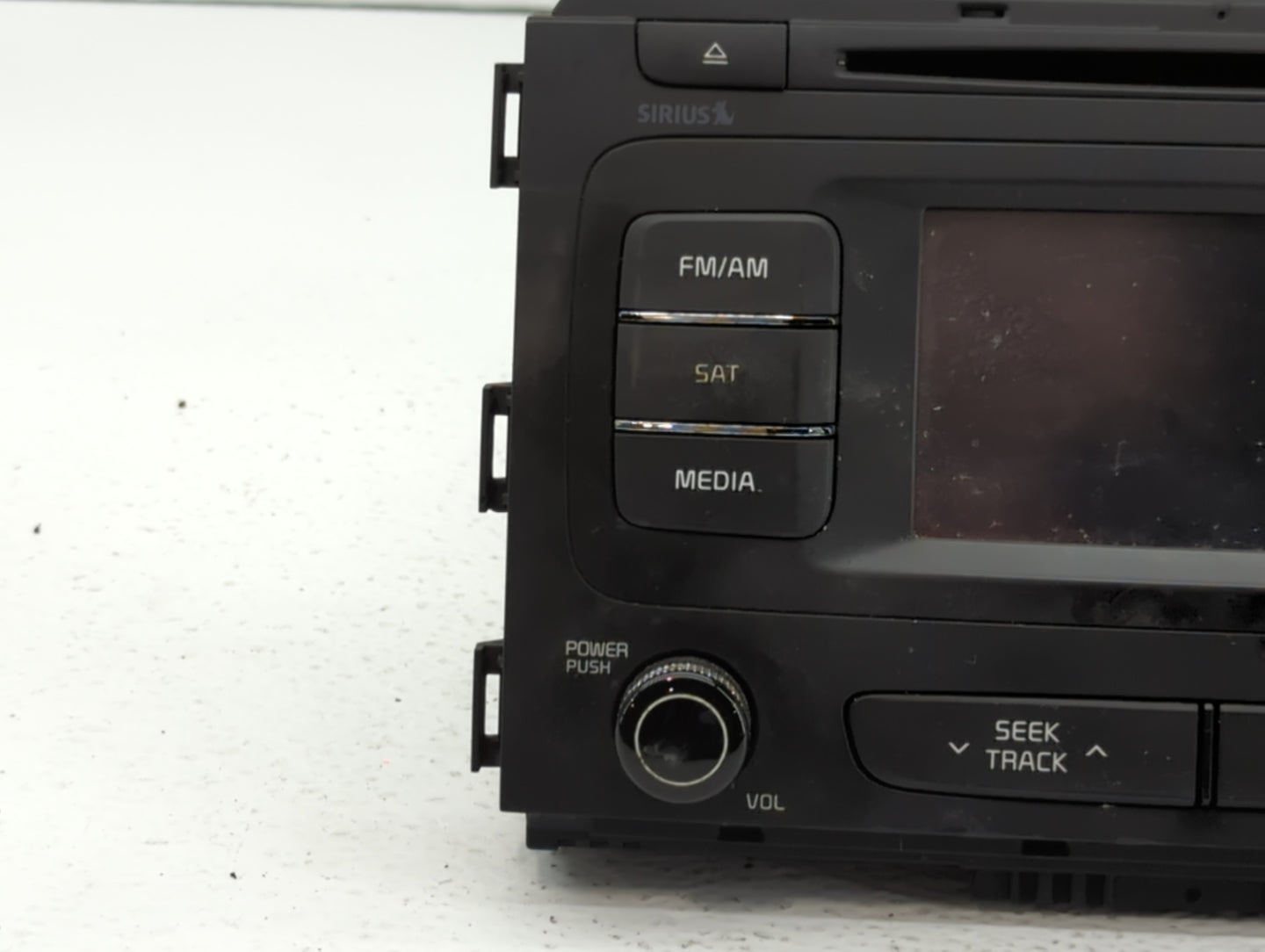 2015-2016 Kia Sedona Radio AM FM Cd Player Receiver Replacement P/N:96160-A9000WAC Fits Fits 2015 2016 OEM Used Auto Parts -