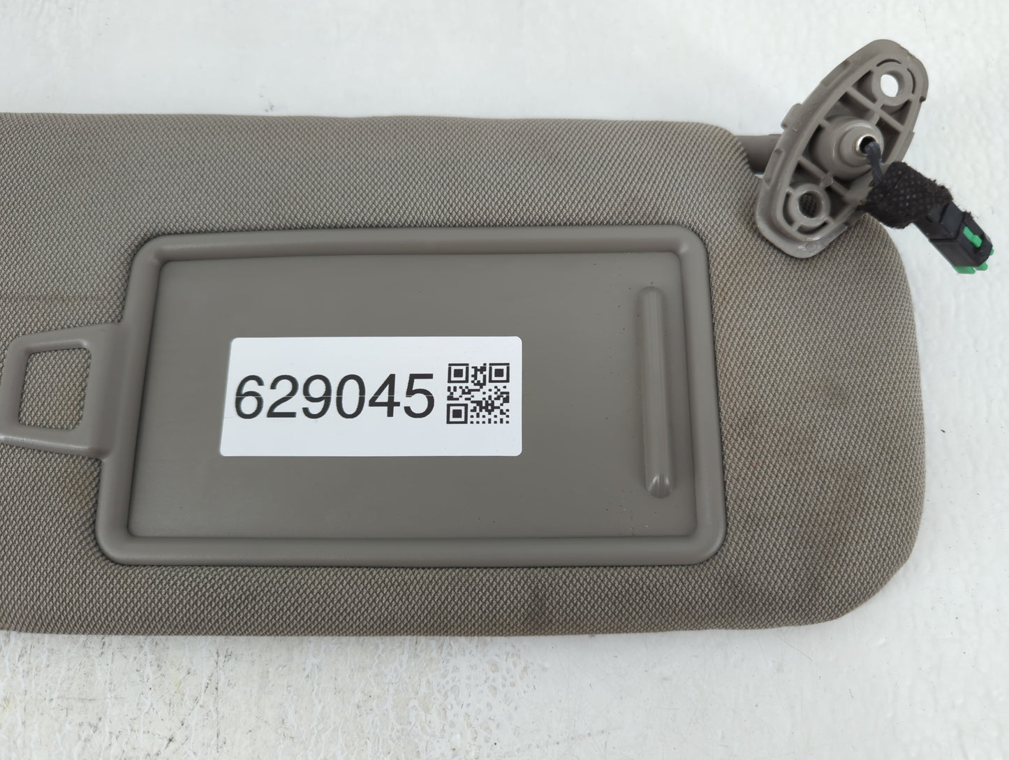 2015-2020 Kia Sedona Sun Visor Shade Replacement Passenger Right Mirror Fits Fits 2015 2016 2017 2018 2019 2020 OEM Used Aut