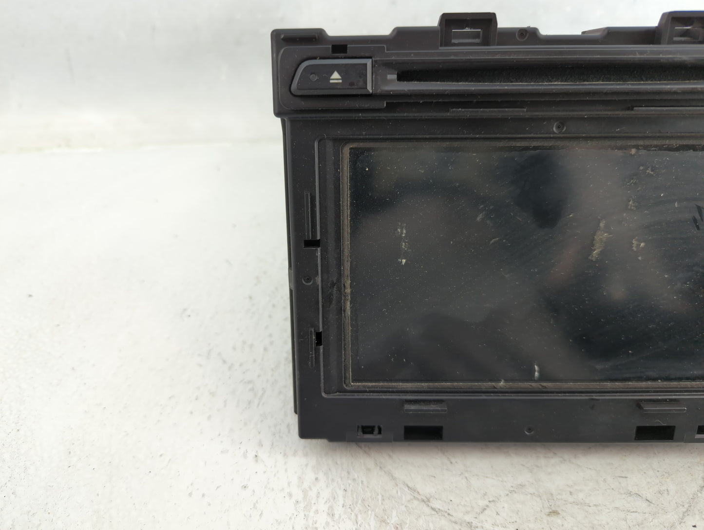 2017-2018 Kia Sedona Radio AM FM Cd Player Receiver Replacement P/N:96180-C20004X Fits Fits 2017 2018 OEM Used Auto Parts - 