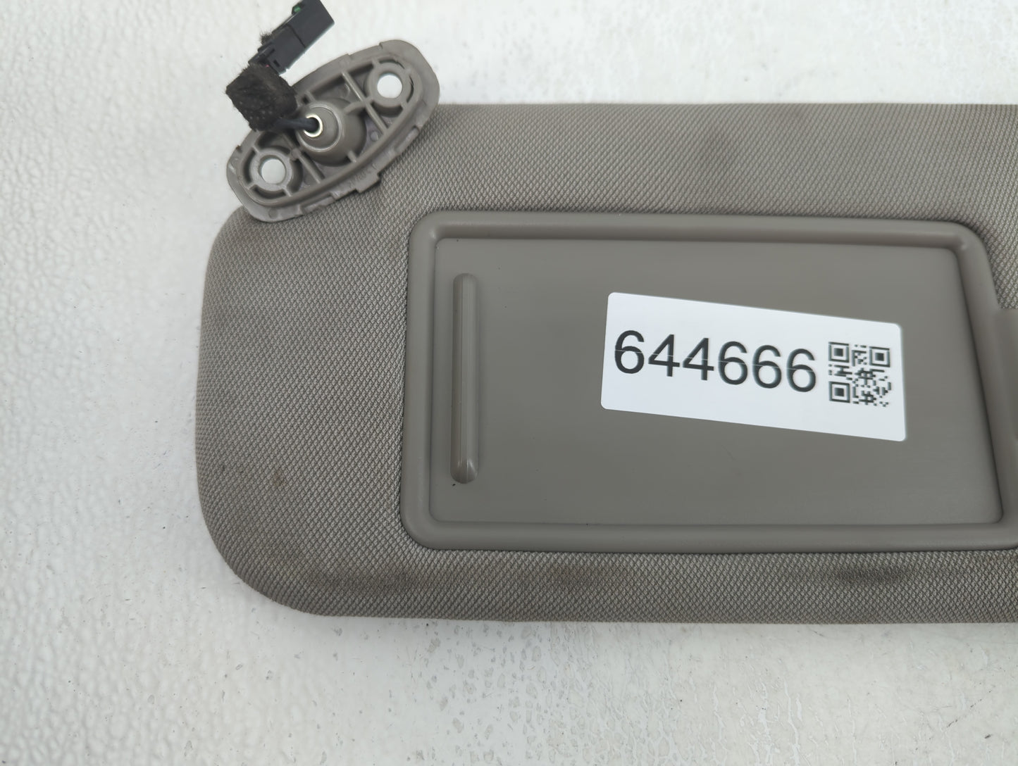 2015-2020 Kia Sedona Sun Visor Shade Replacement Driver Left Mirror Fits Fits 2015 2016 2017 2018 2019 2020 OEM Used Auto Pa