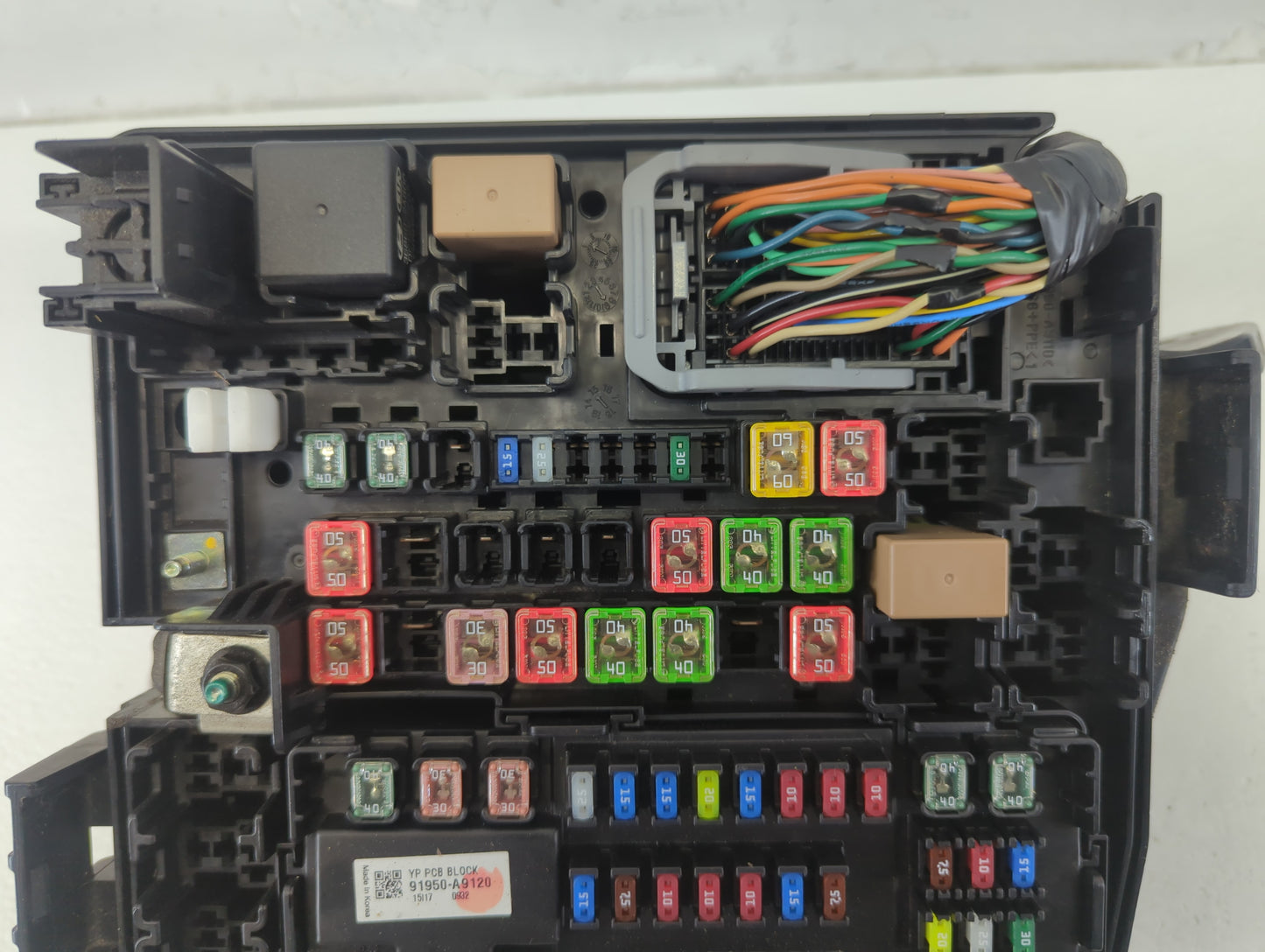 2015-2018 Kia Sedona Fusebox Fuse Box Panel Relay Module P/N:C278 9122 A9781 Fits Fits 2015 2016 2017 2018 OEM Used Auto Par