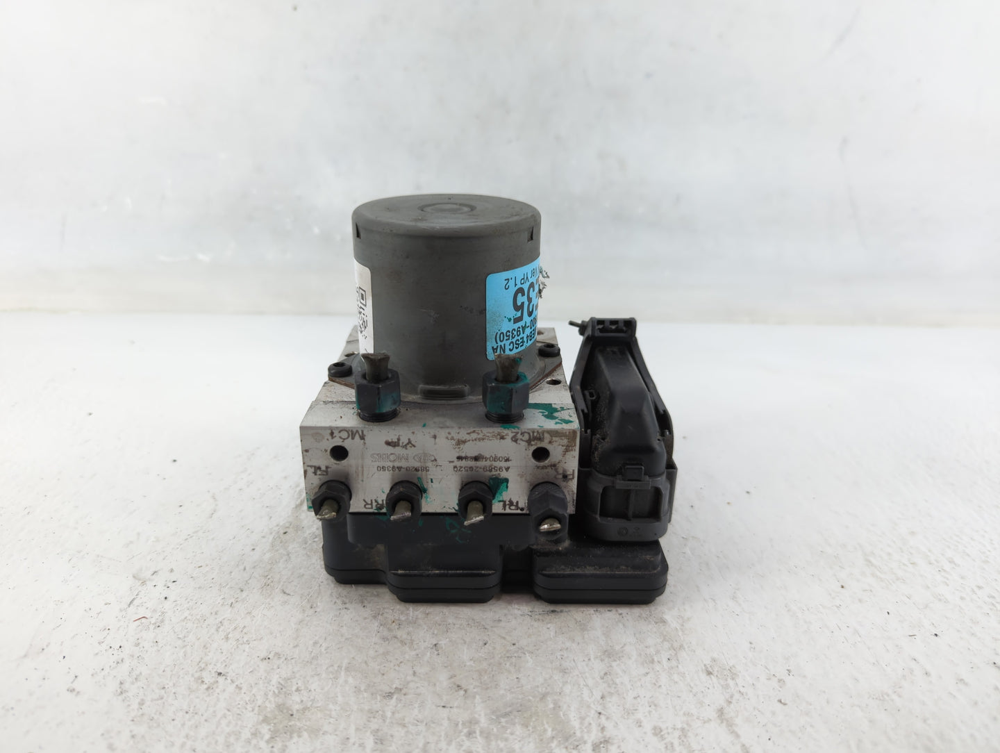 2015-2018 Kia Sedona ABS Pump Control Module Replacement P/N:A9589-20520 58920-A9350 Fits Fits 2015 2016 2017 2018 OEM Used 