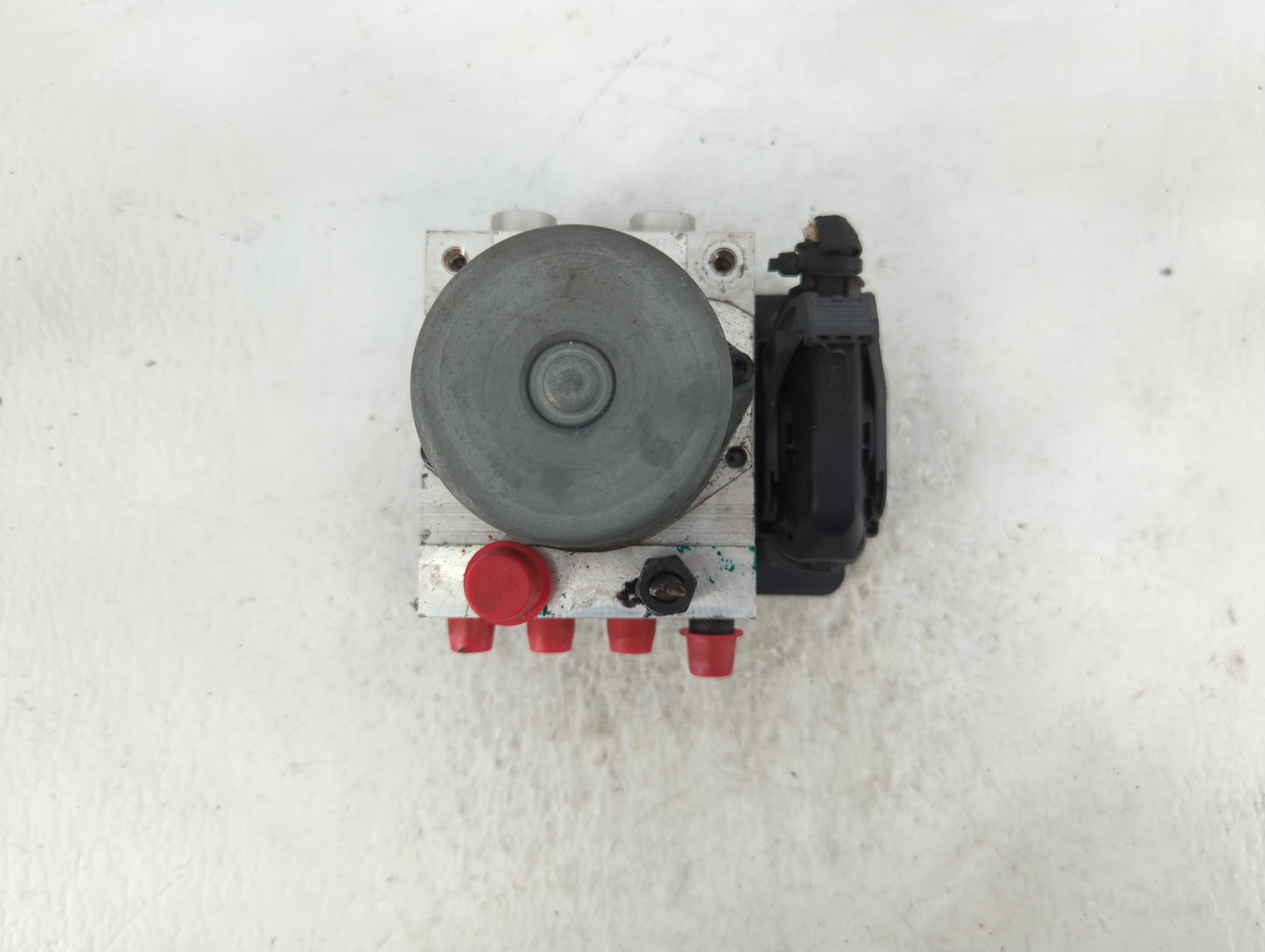 2015-2018 Kia Sedona ABS Pump Control Module Replacement P/N:A9589-20520 58920-A9350 Fits Fits 2015 2016 2017 2018 OEM Used 