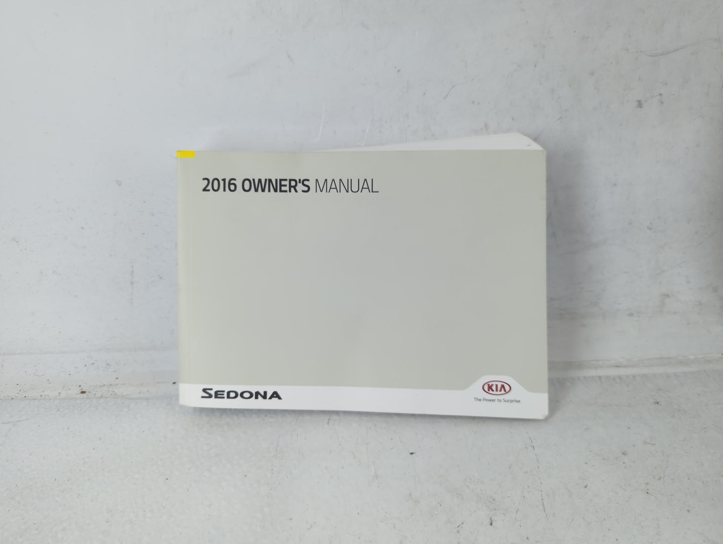 2016 Kia Sedona Owners Manual Book Guide P/N:GA90-EU56C OEM Used Auto Parts - Oemusedautoparts1.com