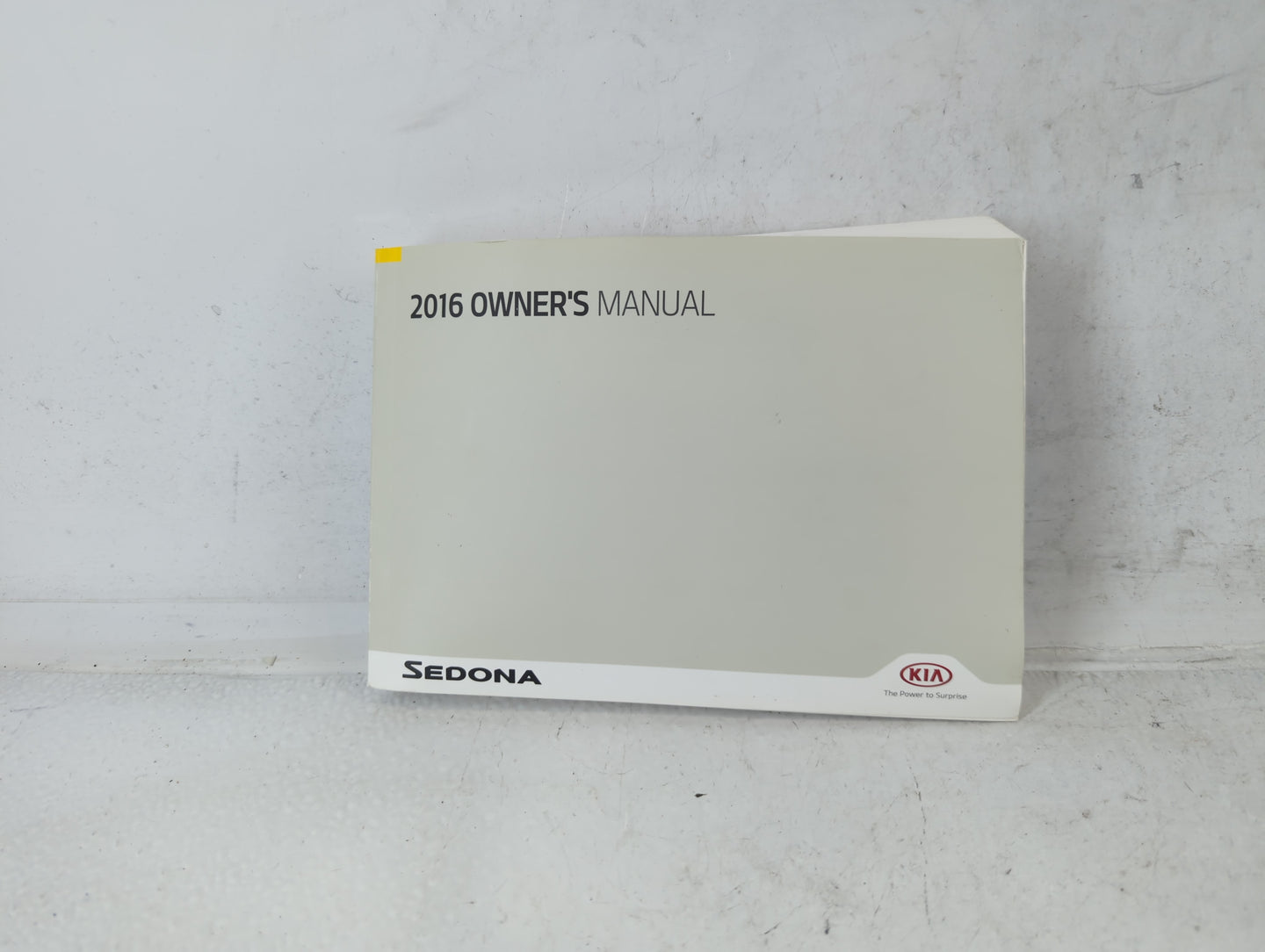2016 Kia Sedona Owners Manual Book Guide P/N:GA90-EU59E OEM Used Auto Parts - Oemusedautoparts1.com