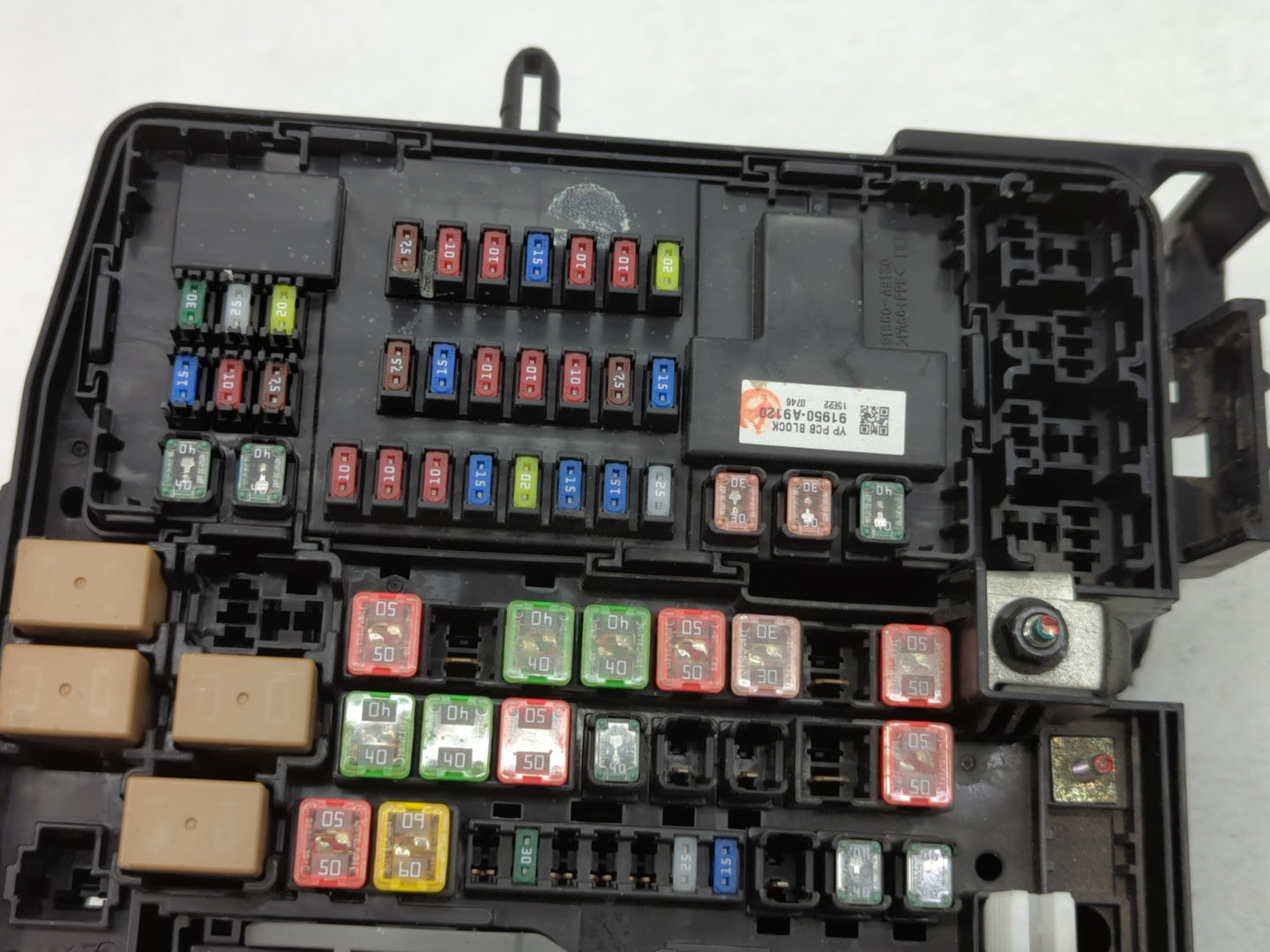 2015-2018 Kia Sedona Fusebox Fuse Box Panel Relay Module P/N:91222 A9581 Fits Fits 2015 2016 2017 2018 OEM Used Auto Parts -