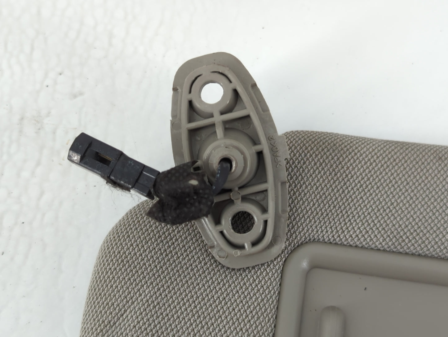 2015-2020 Kia Sedona Sun Visor Shade Replacement Driver Left Mirror Fits Fits 2015 2016 2017 2018 2019 2020 OEM Used Auto Pa