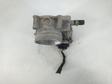 2015-2018 Kia Sedona Throttle Body P/N:35100-3CAA0 Fits Fits 2012 2013 2014 2015 2016 2017 2018 OEM Used Auto Parts
