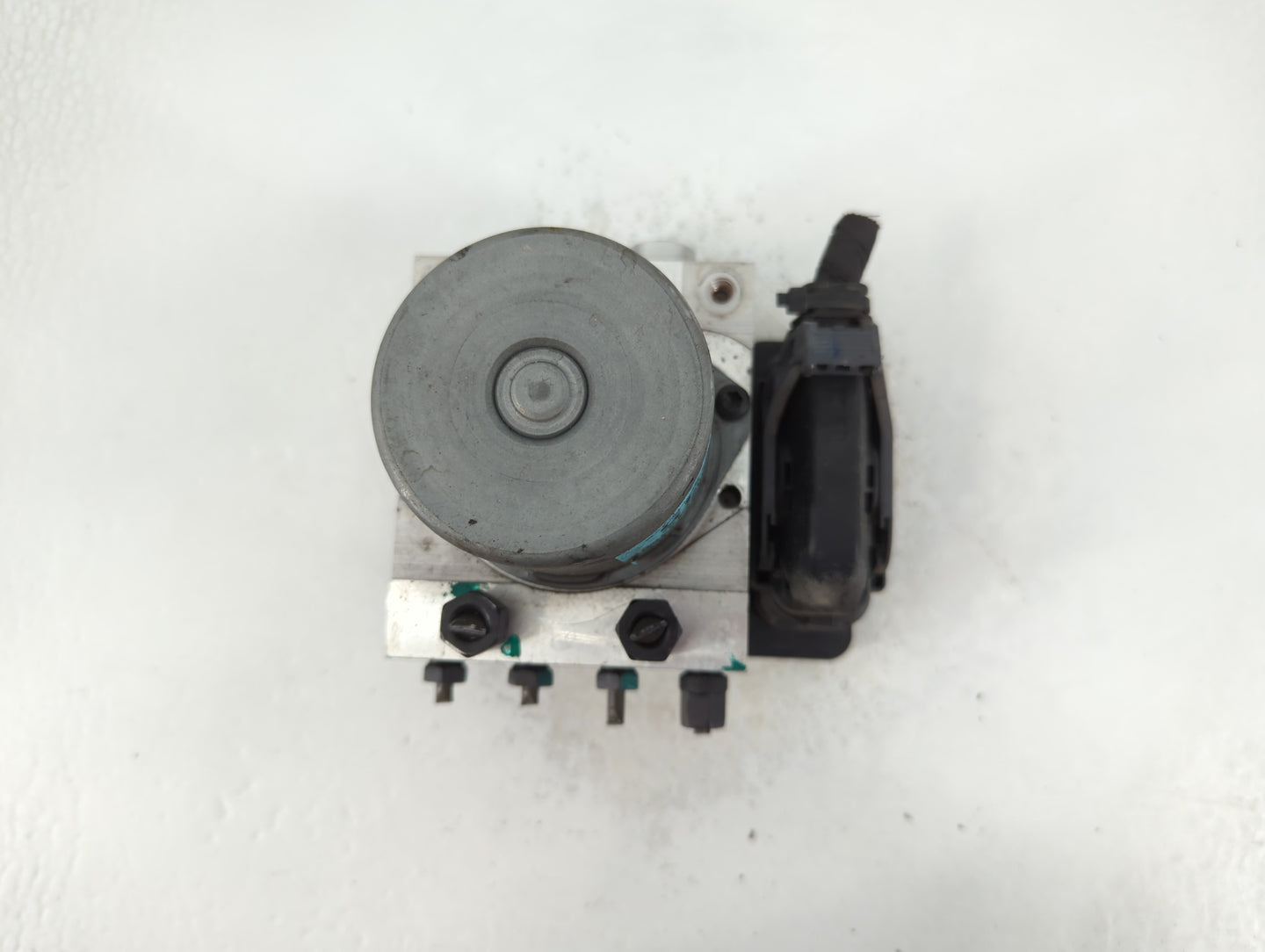 2015-2018 Kia Sedona ABS Pump Control Module Replacement P/N:61589-45100 58920-A9350 Fits Fits 2015 2016 2017 2018 OEM Used 