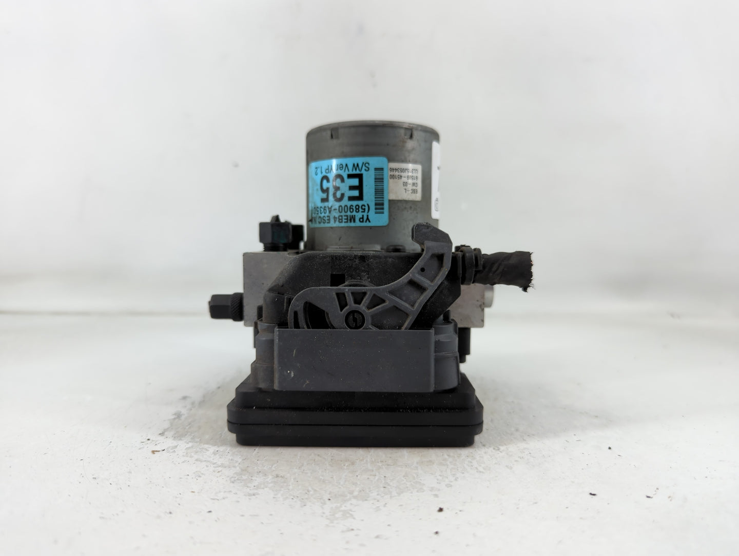 2015-2018 Kia Sedona ABS Pump Control Module Replacement P/N:61589-45100 58920-A9350 Fits Fits 2015 2016 2017 2018 OEM Used 
