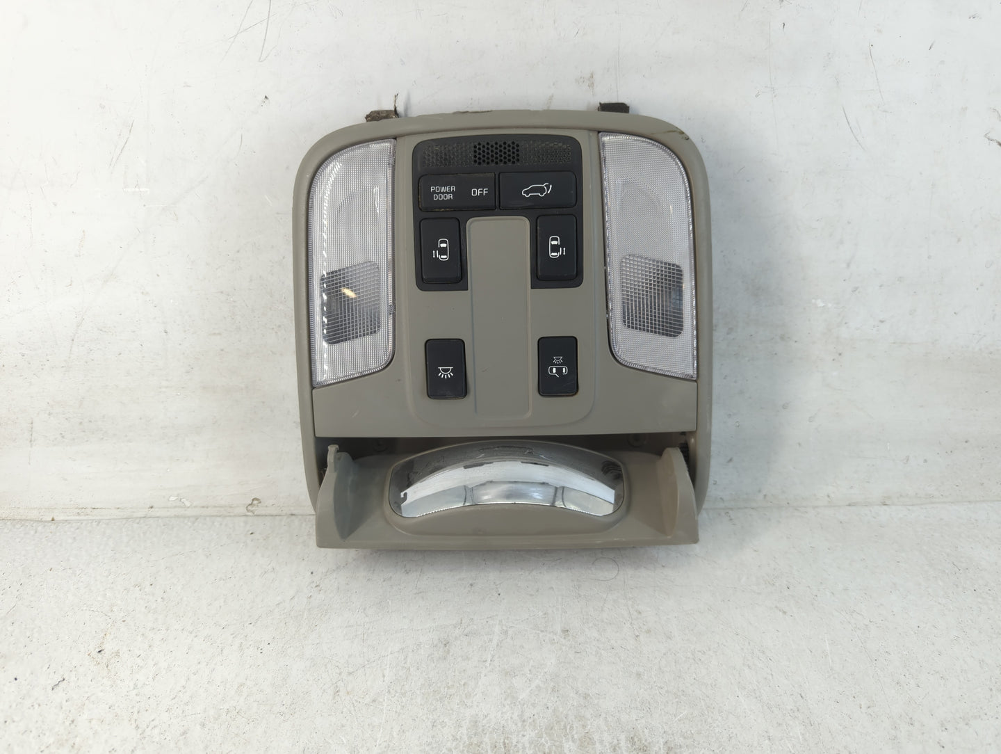 2015-2018 Kia Sedona Overhead Roof Console Interior Dome Light - Oemusedautoparts1.com