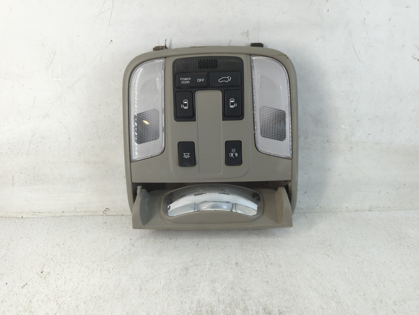 2015-2018 Kia Sedona Overhead Roof Console Interior Dome Light - Oemusedautoparts1.com