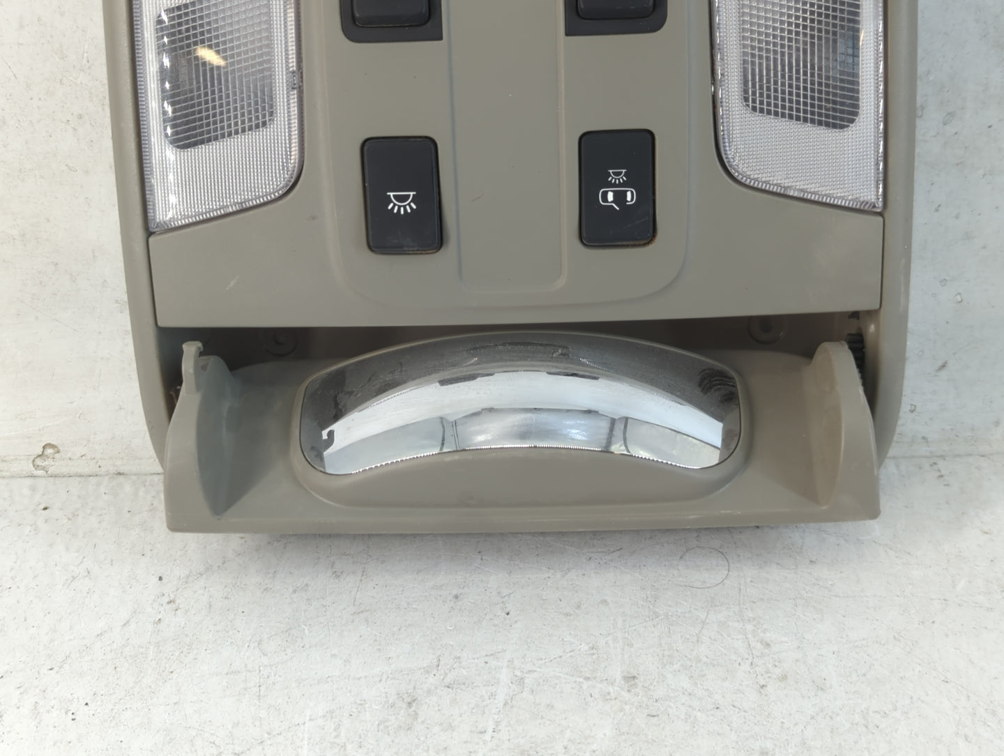 2015-2018 Kia Sedona Overhead Roof Console Interior Dome Light - Oemusedautoparts1.com