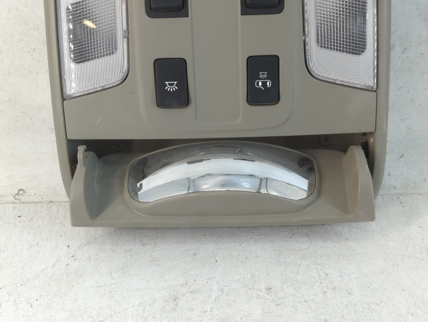2015-2018 Kia Sedona Overhead Roof Console Interior Dome Light - Oemusedautoparts1.com