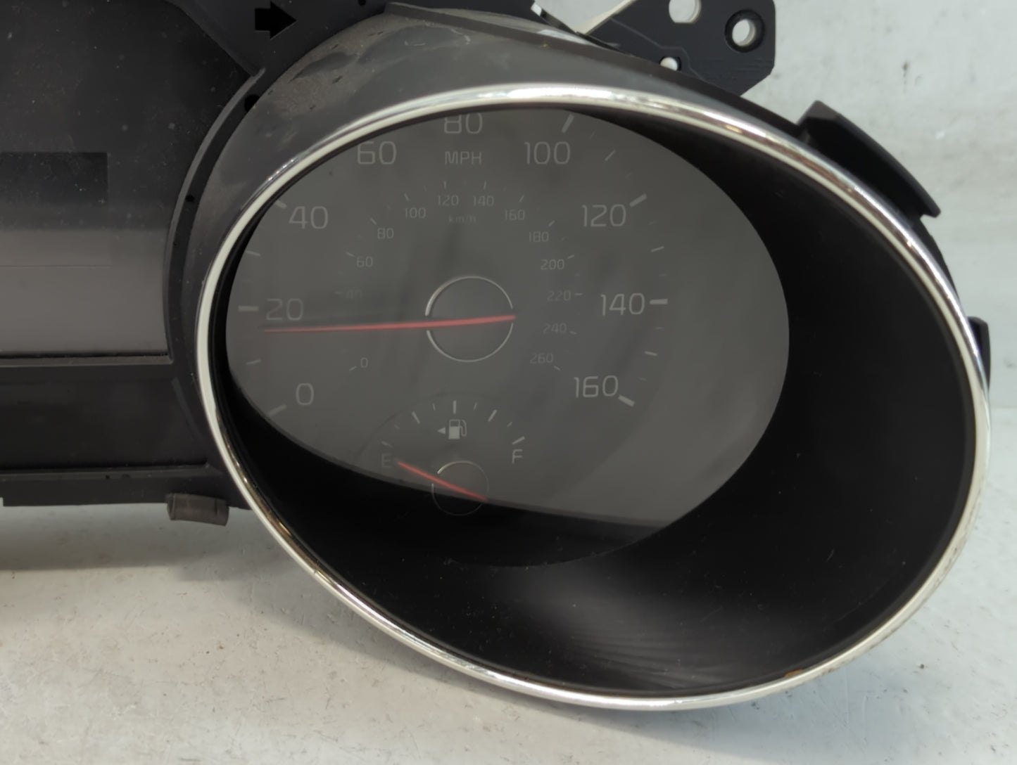2015-2016 Kia Sedona Instrument Cluster Speedometer Gauges P/N:20150917 94003-A9021 Fits Fits 2015 2016 OEM Used Auto Parts 