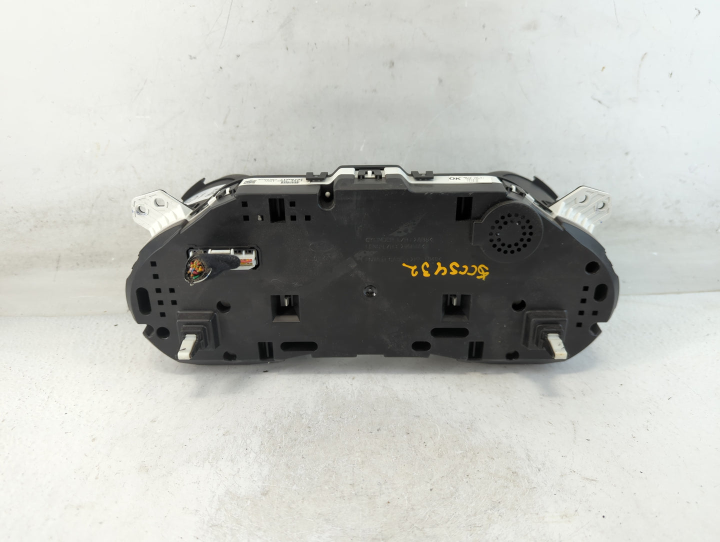2015-2016 Kia Sedona Instrument Cluster Speedometer Gauges P/N:20150917 94003-A9021 Fits Fits 2015 2016 OEM Used Auto Parts 