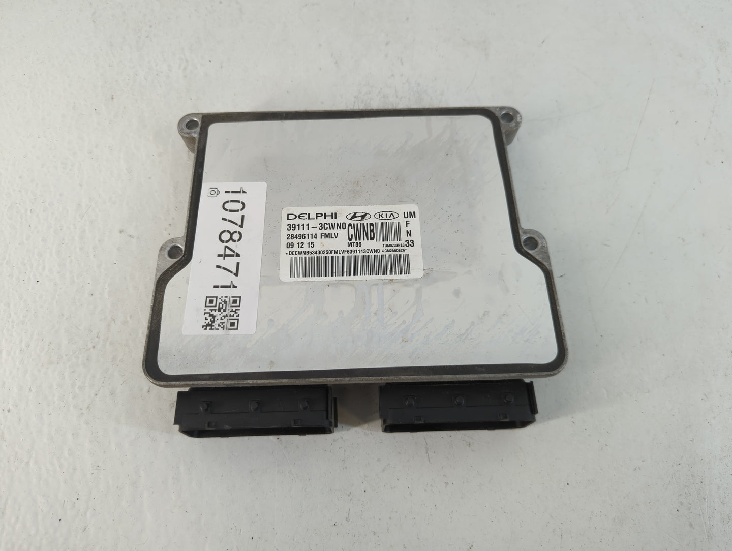 2016-2018 Kia Sorento PCM Engine Control Computer ECU ECM PCU OEM P/N:39111-3CWN0 Fits Fits 2016 2017 2018 OEM Used Auto Par