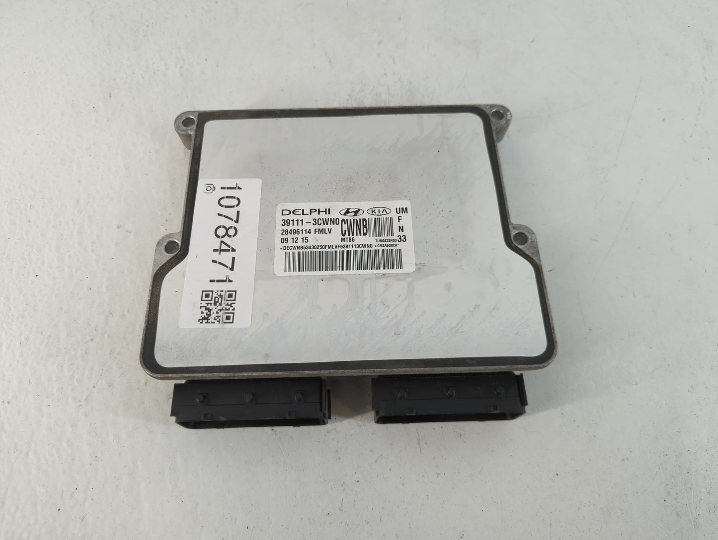 2016-2018 Kia Sorento PCM Engine Control Computer ECU ECM PCU OEM P/N:39111-3CWN0 Fits Fits 2016 2017 2018 OEM Used Auto Par