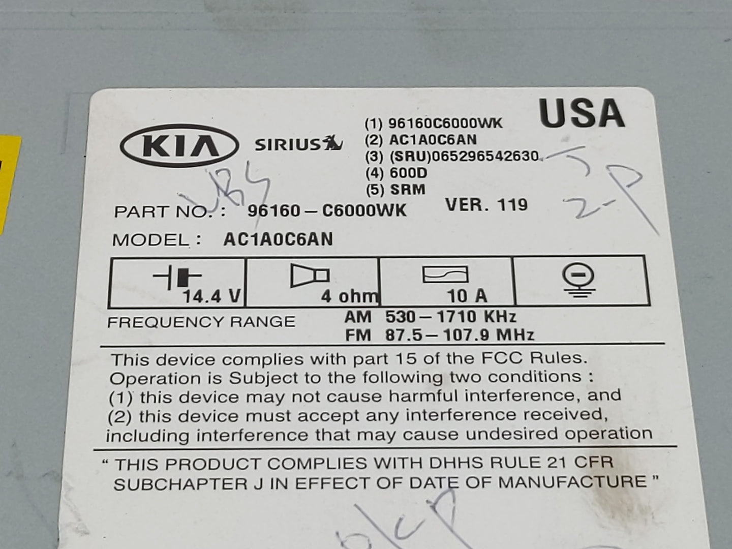 2016-2018 Kia Sorento Radio AM FM Cd Player Receiver Replacement P/N:96160-C6000WK Fits Fits 2016 2017 2018 OEM Used Auto Pa