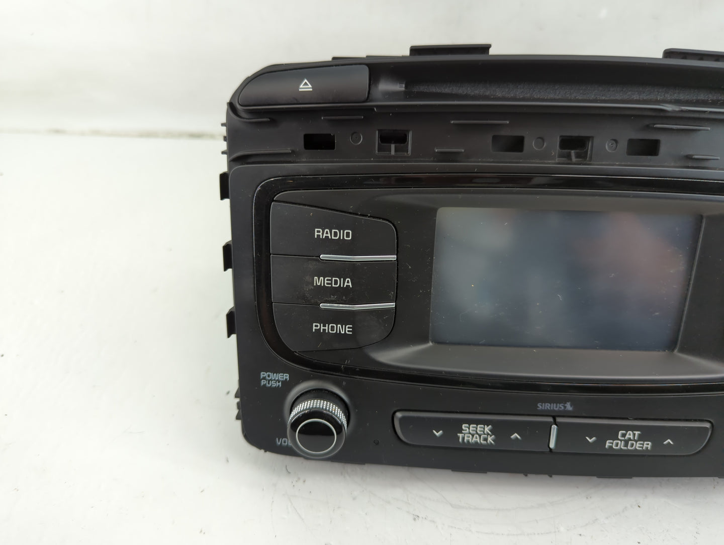 2016-2018 Kia Sorento Radio AM FM Cd Player Receiver Replacement P/N:96180-C6000WK Fits Fits 2016 2017 2018 OEM Used Auto Pa