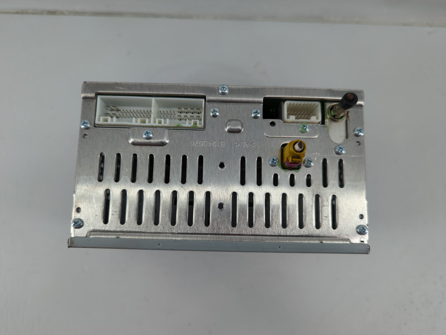 2016-2018 Kia Sorento Radio AM FM Cd Player Receiver Replacement P/N:96180-C6000WK Fits Fits 2016 2017 2018 OEM Used Auto Pa