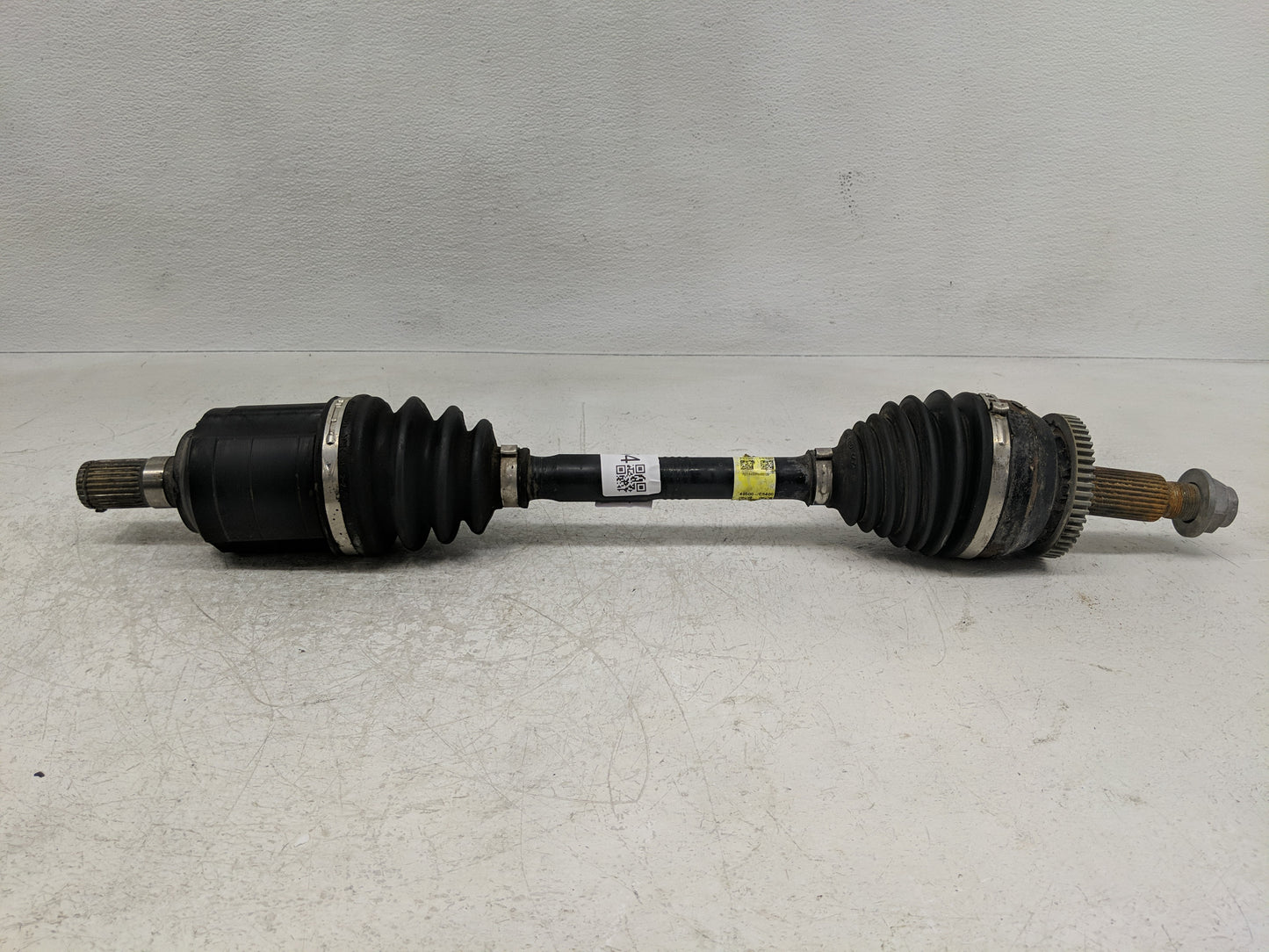 2016-2018 Kia Sorento Axle Shaft Front Driver Cv C/v - Oemusedautoparts1.com