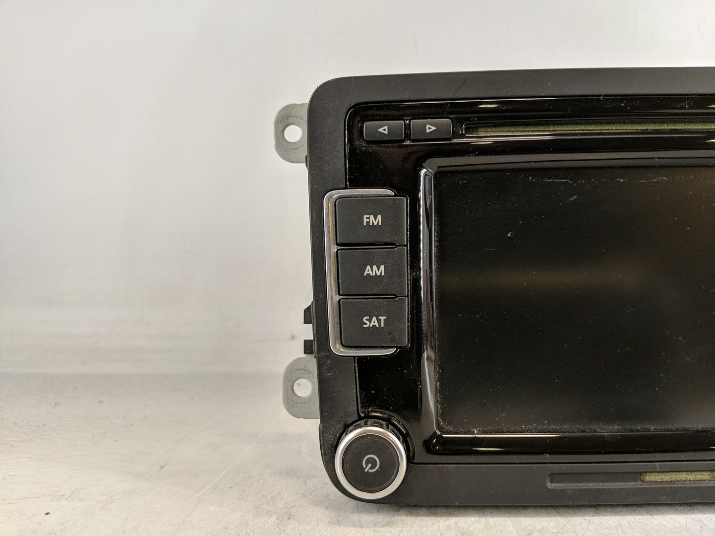 2016-2018 Kia Sorento Radio AM FM Cd Player Receiver Replacement P/N:1K0 035 180 AE Fits Fits 2016 2017 2018 OEM Used Auto P