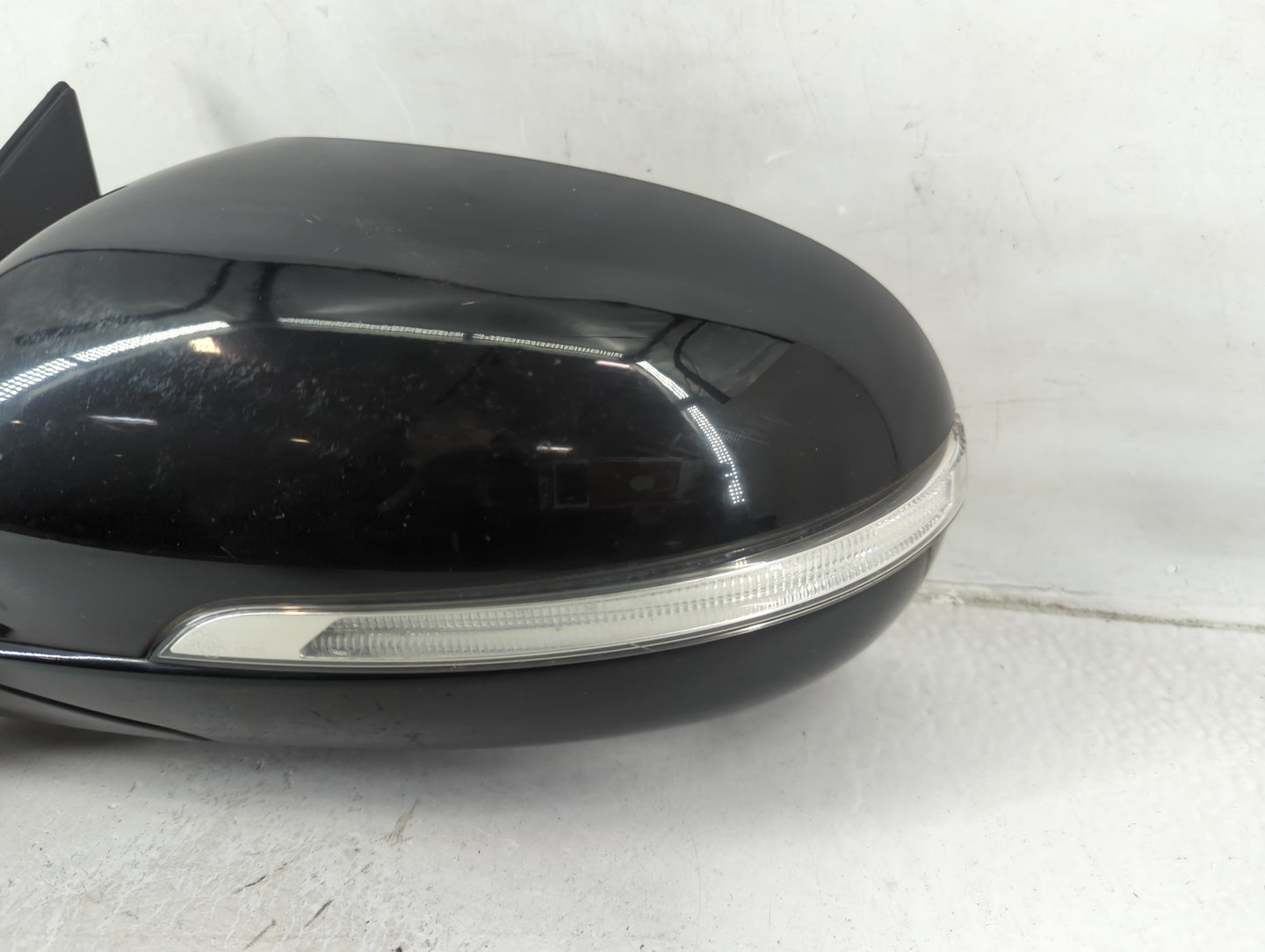 2016-2020 Kia Sorento Driver Side View Mirror - Left Door Mirror OEM Used - Oemusedautoparts1.com