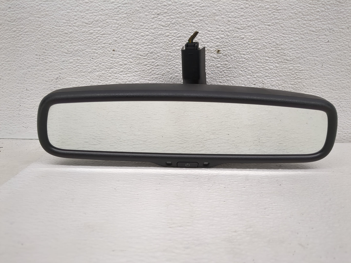 2016-2020 Kia Sorento Interior Rear View Mirror Replacement OEM P/N:85101-A4000 Fits OEM Used Auto Parts - Oemusedautoparts1