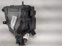 2016-2018 Kia Sorento Fusebox Fuse Box Panel Relay Module P/N:VS91200C Fits Fits 2016 2017 2018 OEM Used Auto Parts - Oemuse