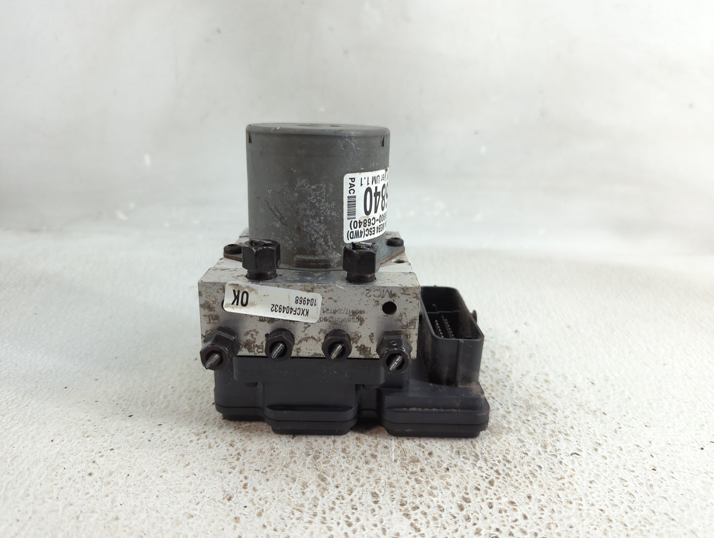 2016-2018 Kia Sorento ABS Pump Control Module Replacement P/N:58900-C6840 Fits Fits 2016 2017 2018 OEM Used Auto Parts - Oem