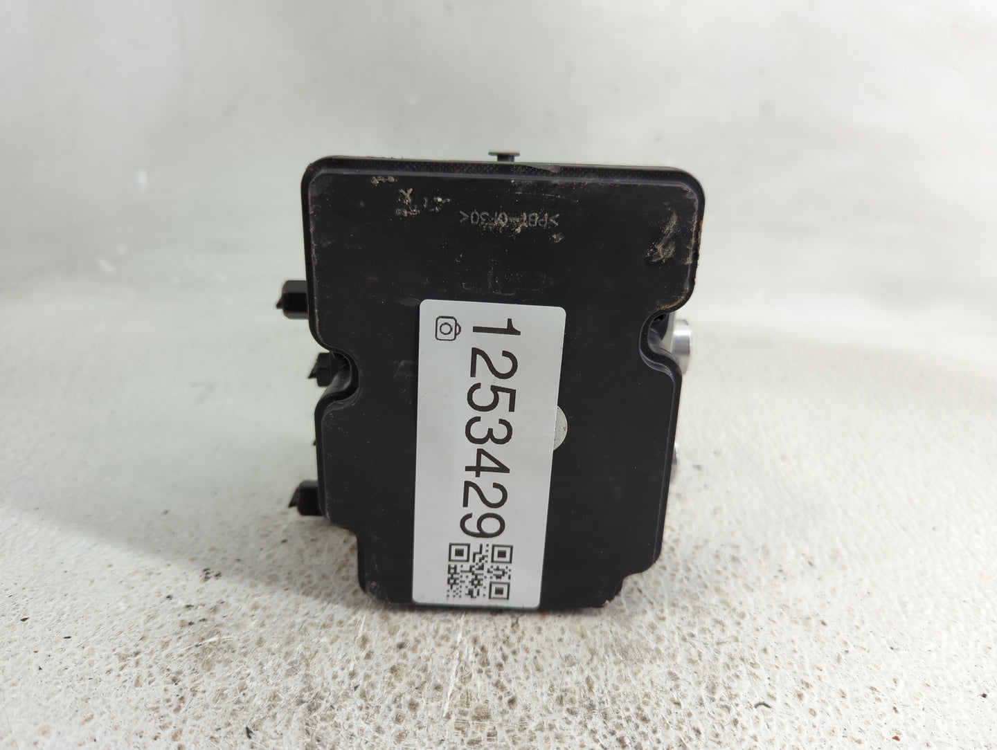 2016-2018 Kia Sorento ABS Pump Control Module Replacement P/N:58900-C6840 Fits Fits 2016 2017 2018 OEM Used Auto Parts - Oem