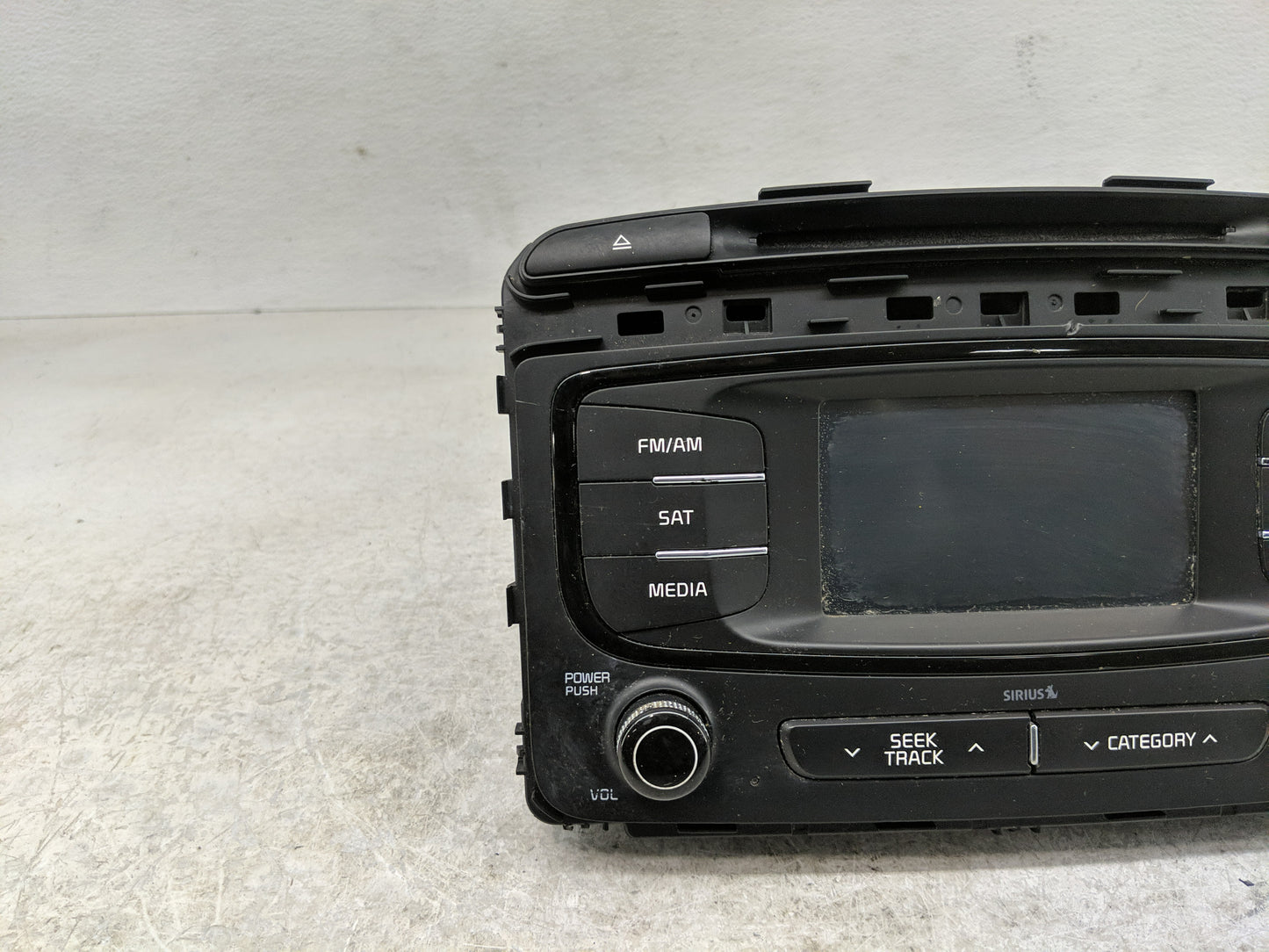 2016-2018 Kia Sorento Radio AM FM Cd Player Receiver Replacement P/N:96160C6000WK Fits Fits 2016 2017 2018 OEM Used Auto Par