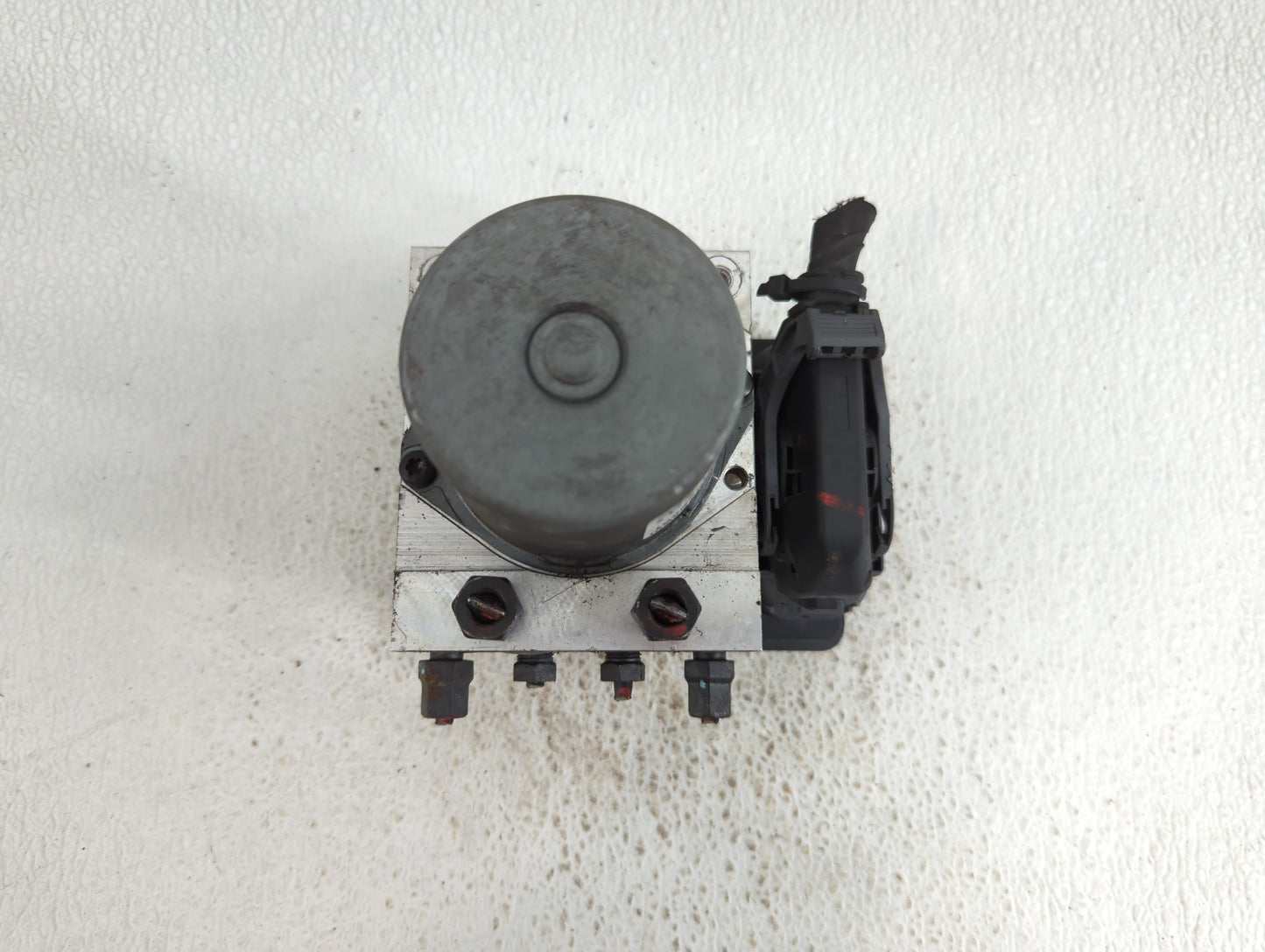 2016-2018 Kia Sorento ABS Pump Control Module Replacement P/N:58900-C6800 Fits Fits 2016 2017 2018 OEM Used Auto Parts - Oem