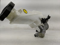 2016-2020 Kia Sorento Brake Master Cylinder - Oemusedautoparts1.com