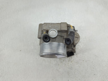 2016-2020 Kia Sorento Throttle Body P/N:35100-2G600 0 280 750 618 Fits Fits 2015 2016 2017 2018 2019 2020 2021 OEM Used Auto Parts