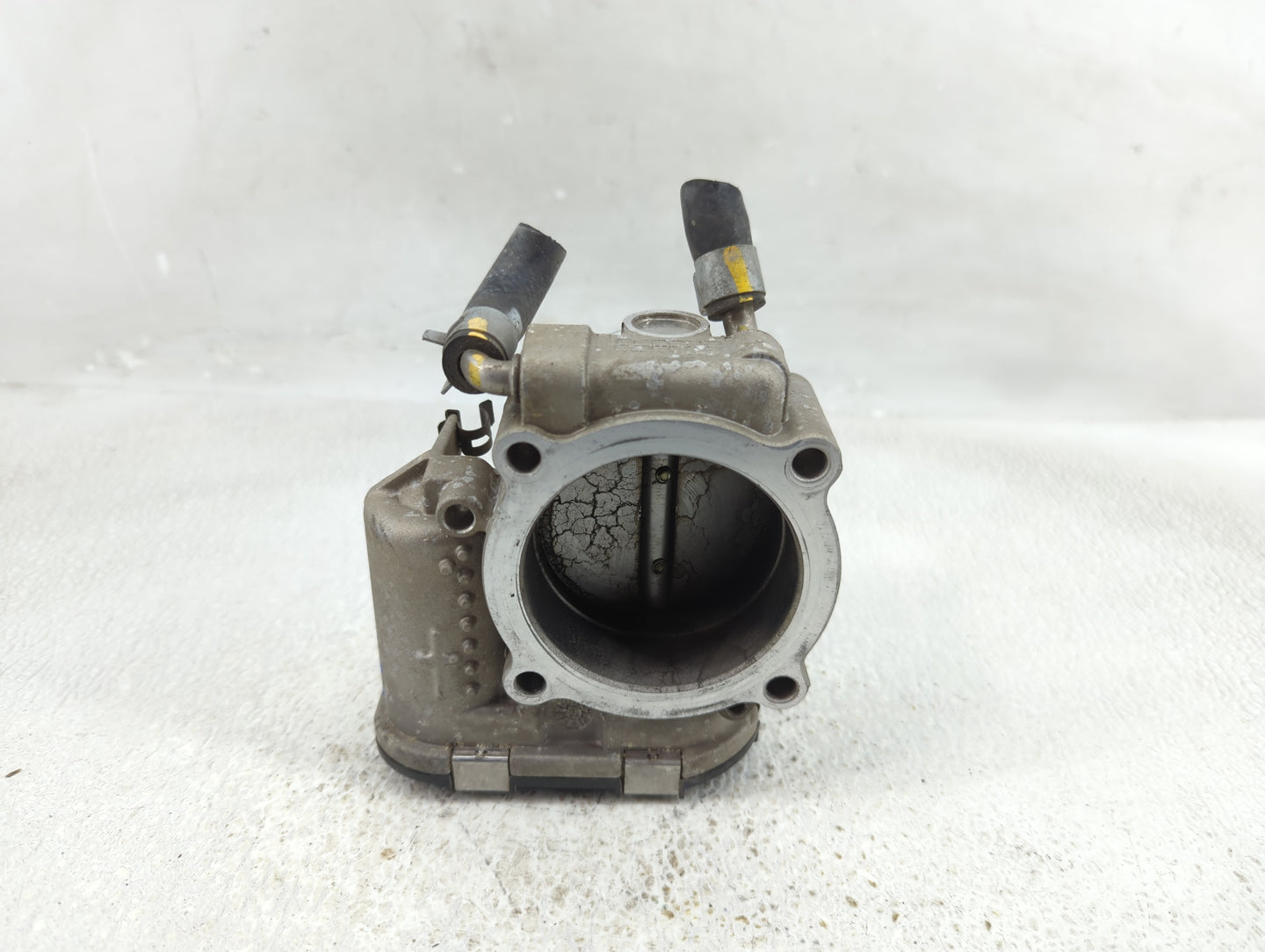 2016-2020 Kia Sorento Throttle Body P/N:35100-2G600 0 280 750 618 Fits Fits 2015 2016 2017 2018 2019 2020 2021 OEM Used Auto