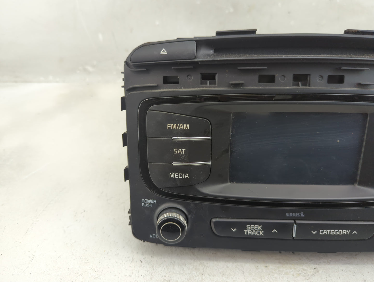 2016 Kia Sorento Radio AM FM Cd Player Receiver Replacement P/N:96160-C6000WK Fits OEM Used Auto Parts - Oemusedautoparts1.c
