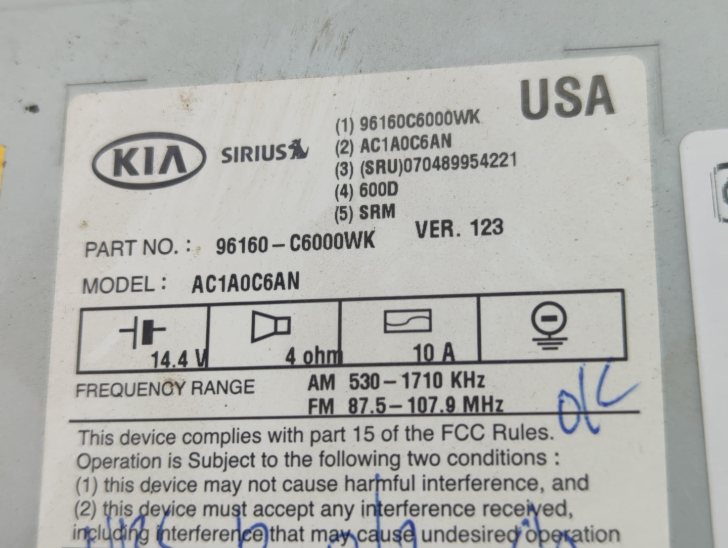 2016 Kia Sorento Radio AM FM Cd Player Receiver Replacement P/N:96160-C6000WK Fits OEM Used Auto Parts - Oemusedautoparts1.c