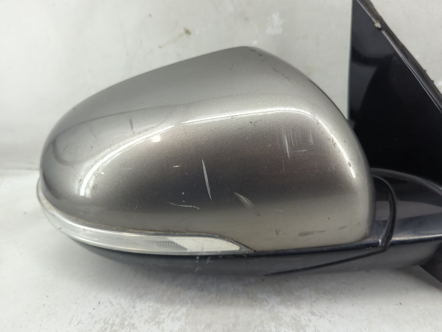 2016-2020 Kia Sorento Passenger Side View Mirror - Right Door Mirror OEM Used - Oemusedautoparts1.com