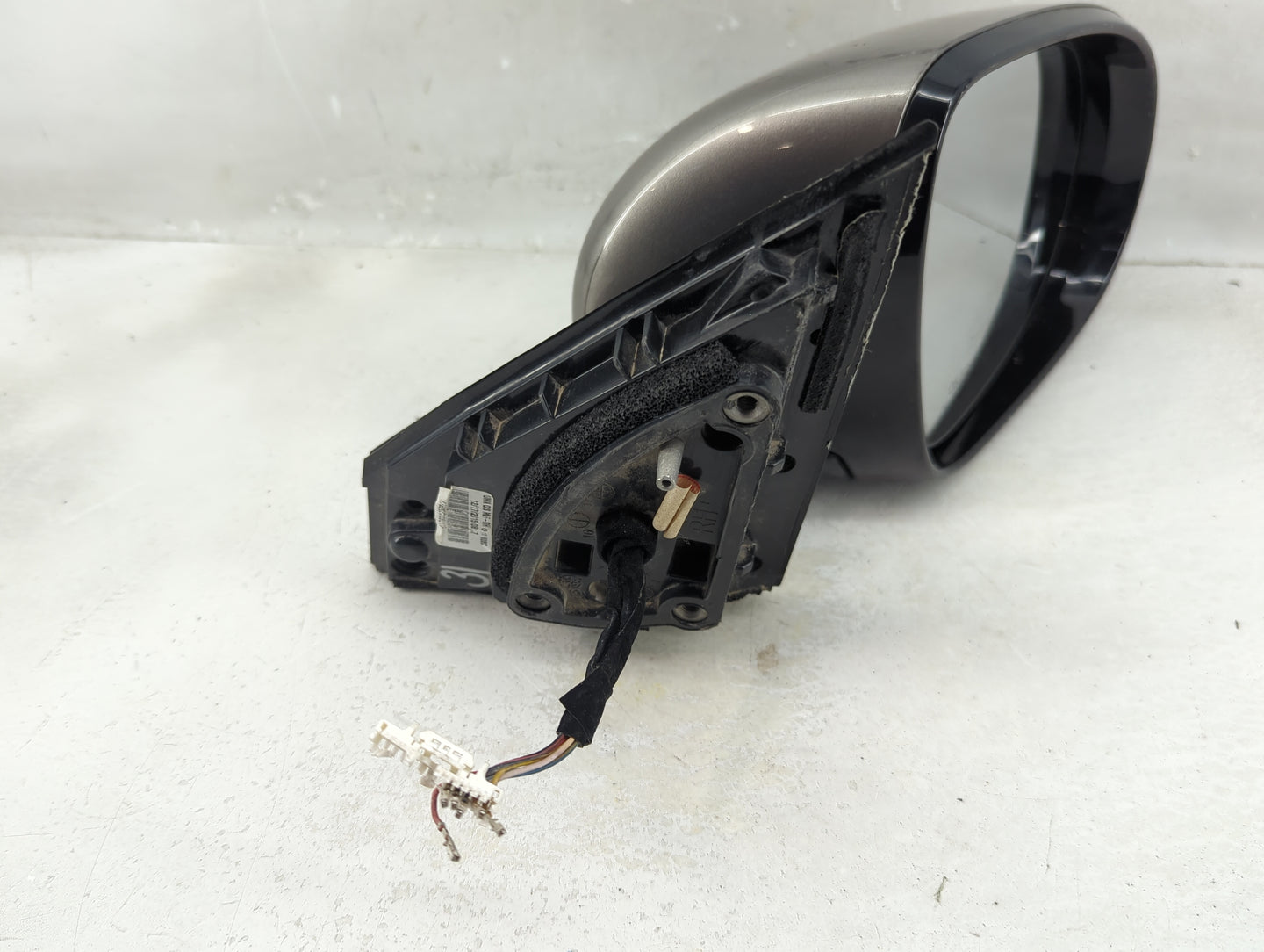 2016-2020 Kia Sorento Passenger Side View Mirror - Right Door Mirror OEM Used - Oemusedautoparts1.com