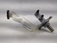 2016-2020 Kia Sorento Brake Master Cylinder - Oemusedautoparts1.com