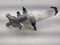 2016-2020 Kia Sorento Brake Master Cylinder - Oemusedautoparts1.com