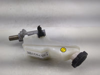 2016-2020 Kia Sorento Brake Master Cylinder - Oemusedautoparts1.com