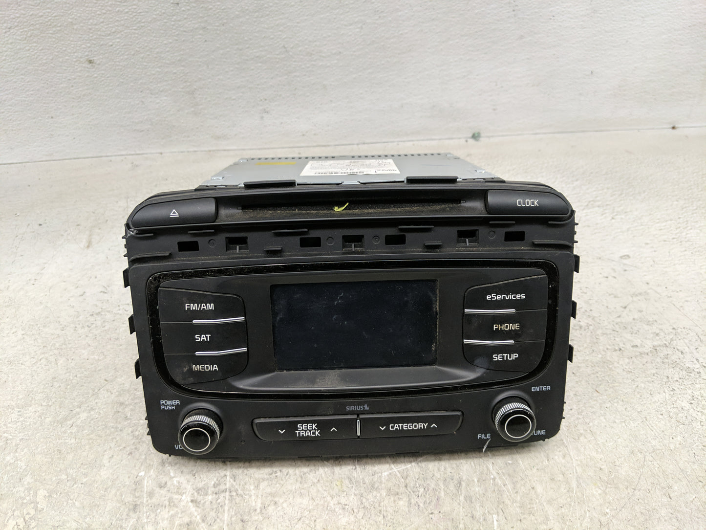 2016-2018 Kia Sorento Radio AM FM Cd Player Receiver Replacement P/N:96180-C6000WK Fits Fits 2016 2017 2018 OEM Used Auto Pa