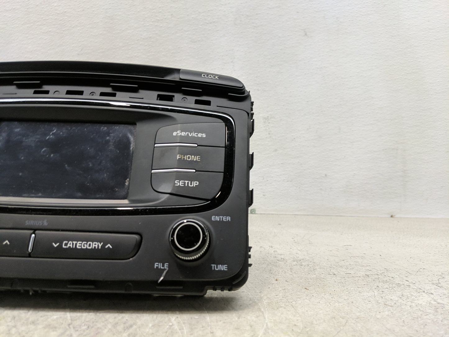 2016-2018 Kia Sorento Radio AM FM Cd Player Receiver Replacement P/N:96180-C6000WK Fits Fits 2016 2017 2018 OEM Used Auto Pa